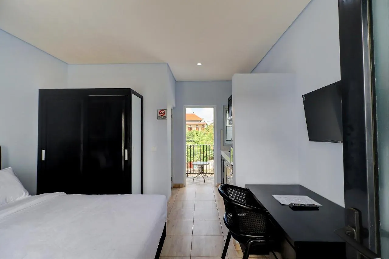 מלון סמיניאק Oyo Life 92854 The Danari House 2*,  אינדונזיה