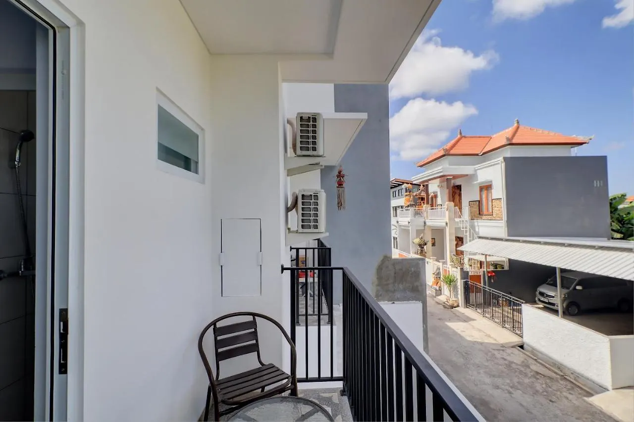 מלון סמיניאק Oyo Life 92854 The Danari House 2*,  אינדונזיה
