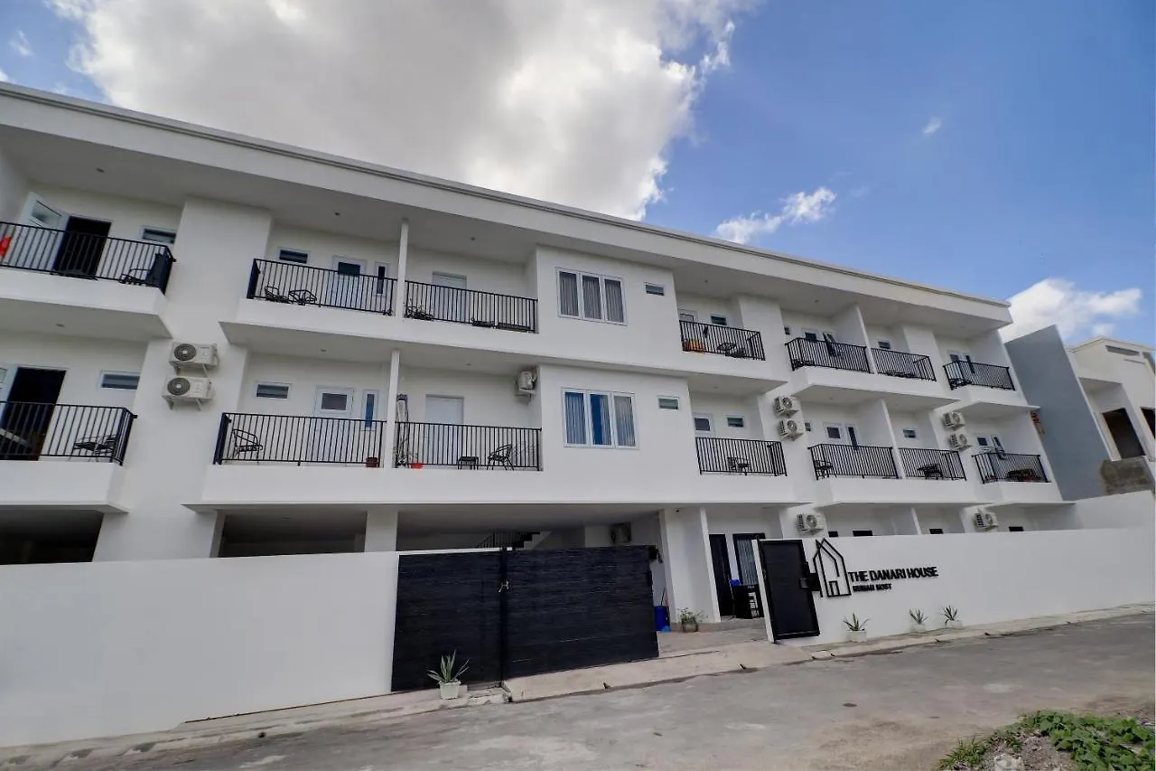 מלון סמיניאק Oyo Life 92854 The Danari House