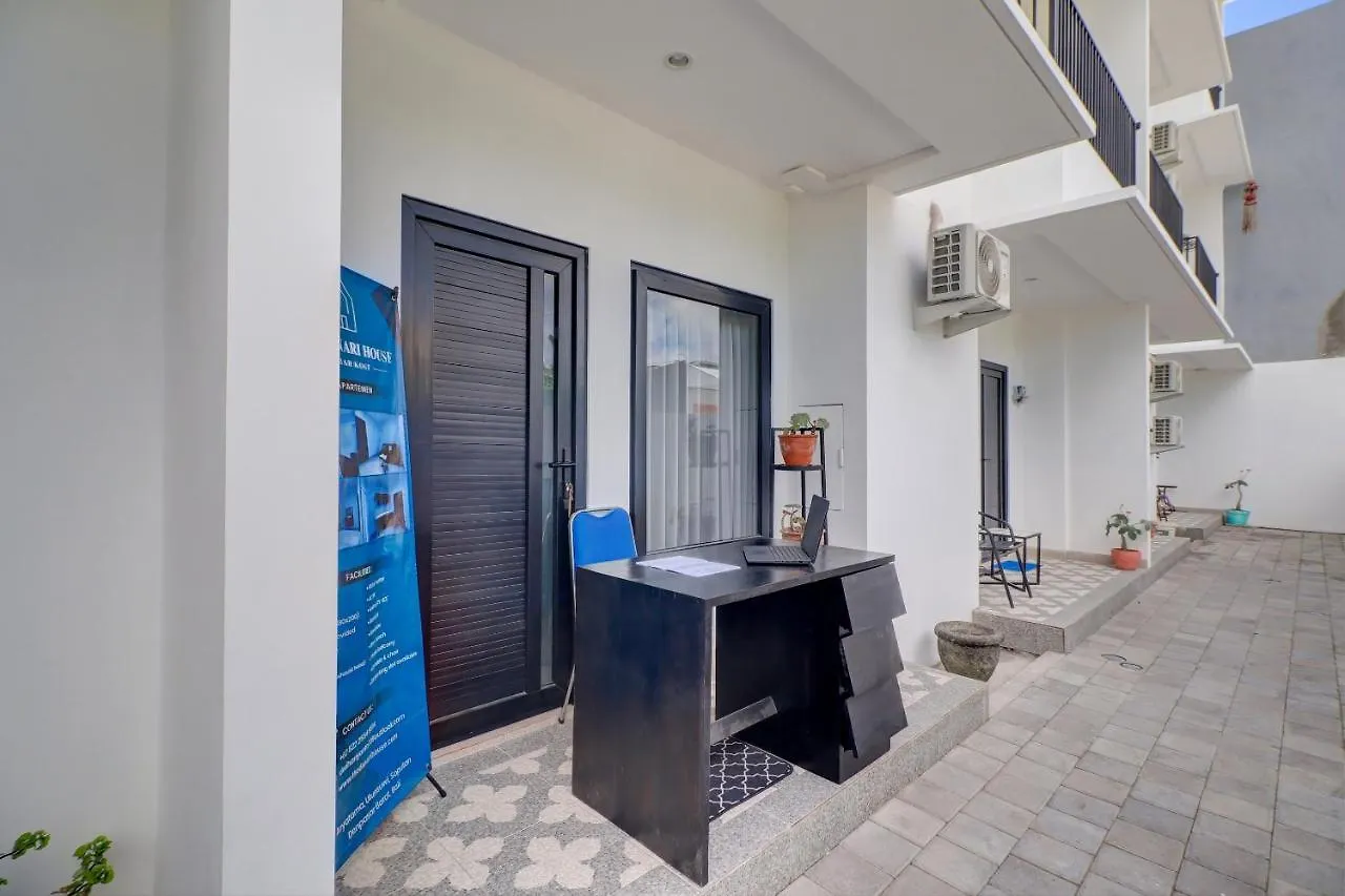 מלון סמיניאק Oyo Life 92854 The Danari House