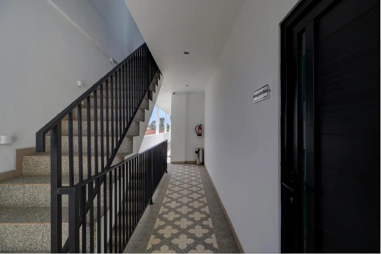 מלון סמיניאק Oyo Life 92854 The Danari House
